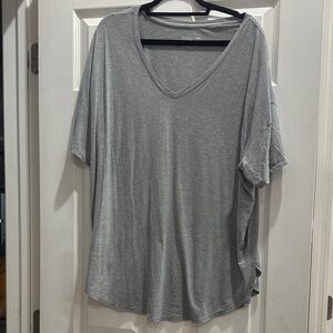 Time and Tru Heather Gray Top
